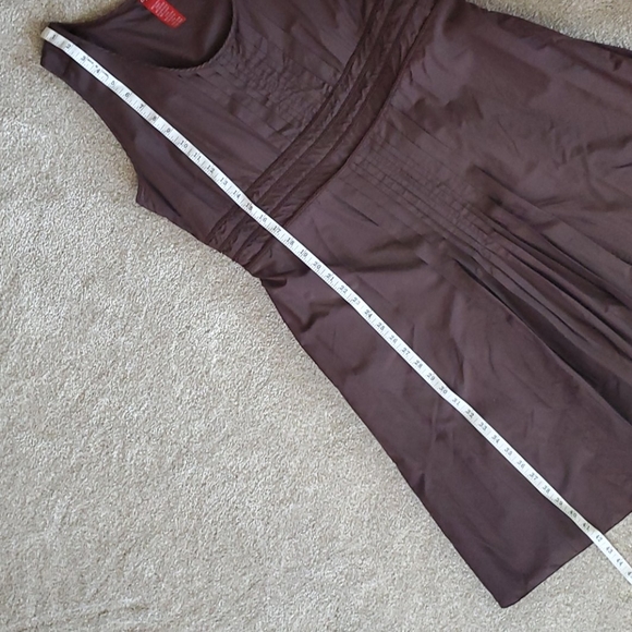 Brown tea length dress - Picture 6 of 8